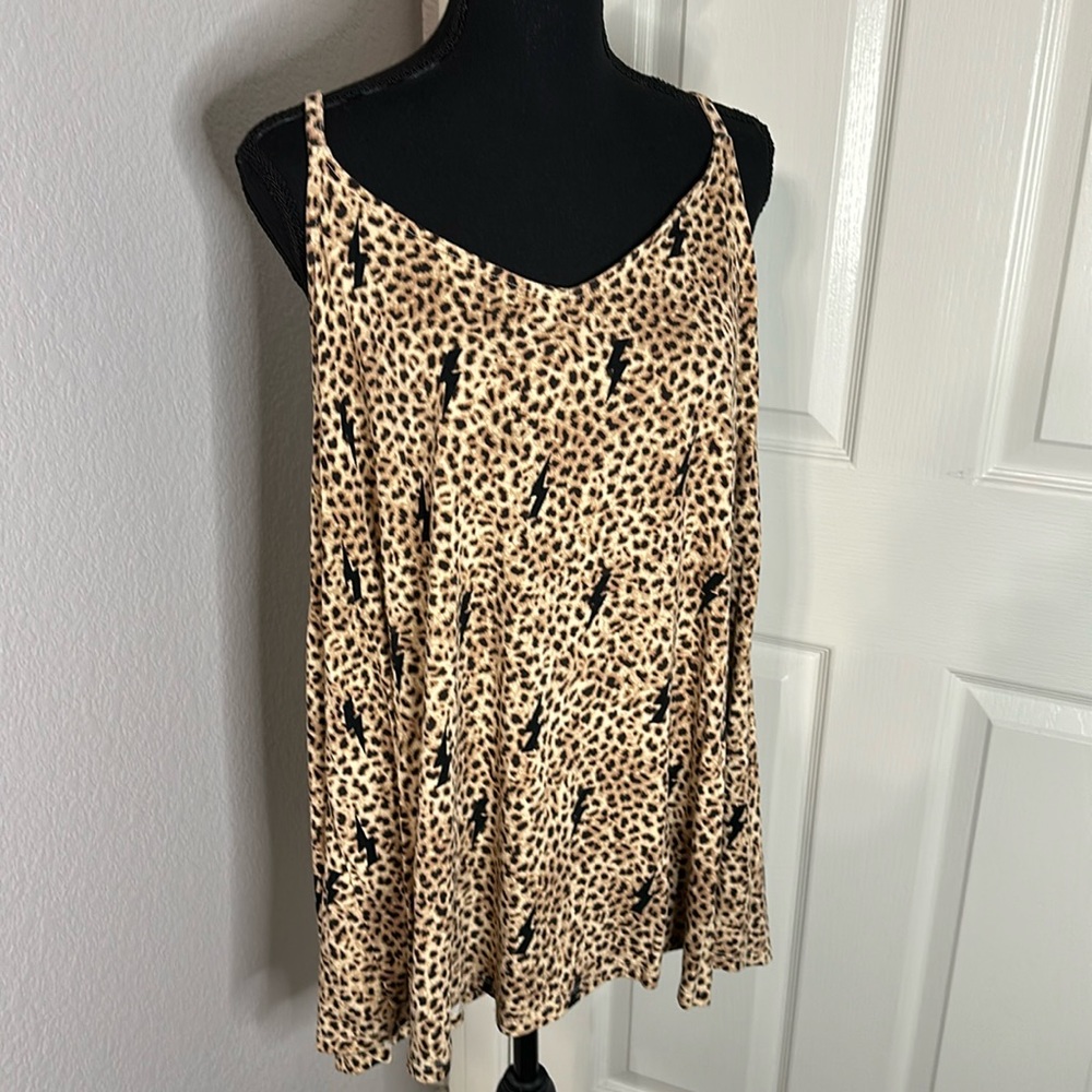 Torrid Leopard And Lightning Print Top - Size 3/3x - image 1